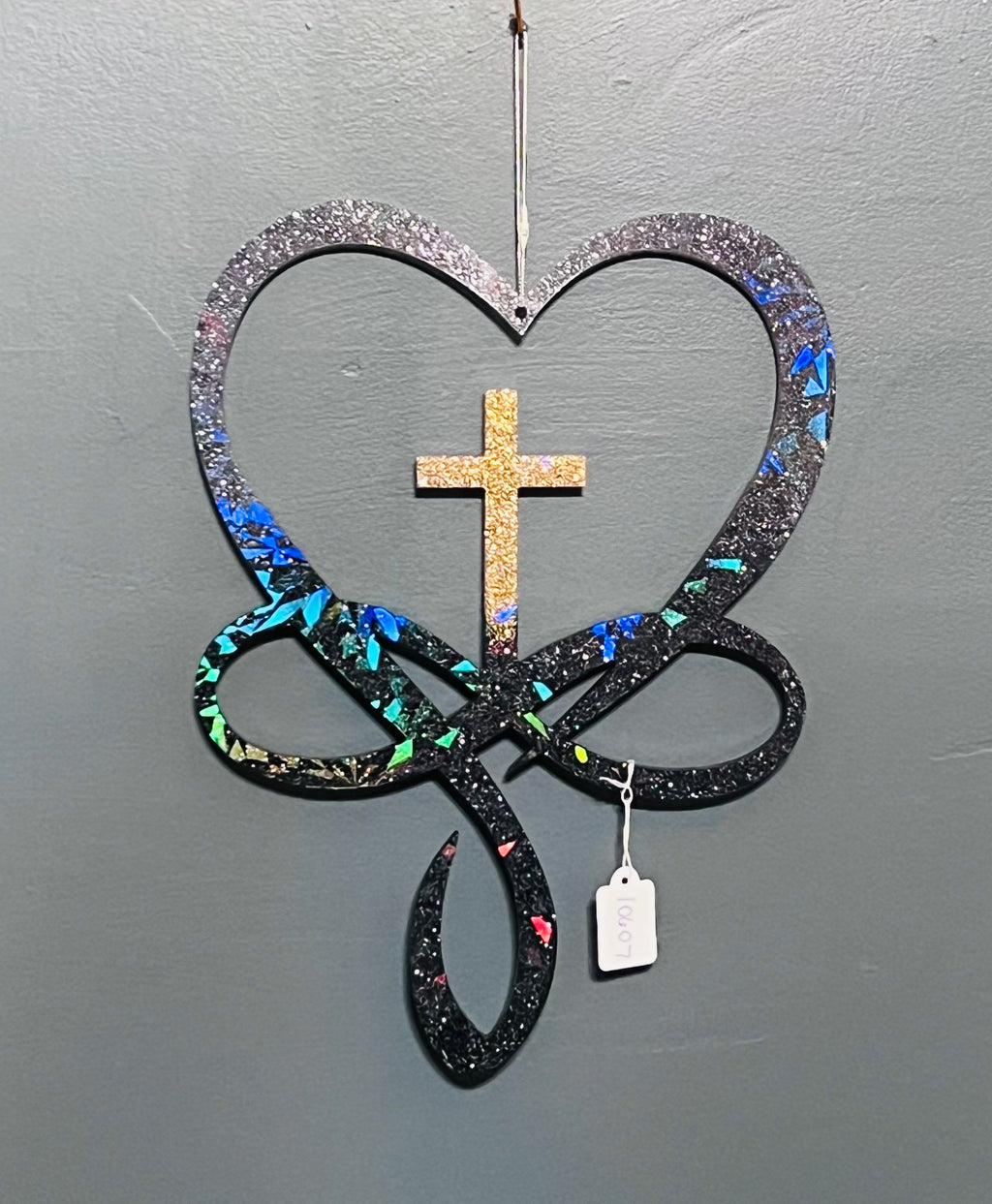 Handmade Infinity Heart Cross Wall Decor