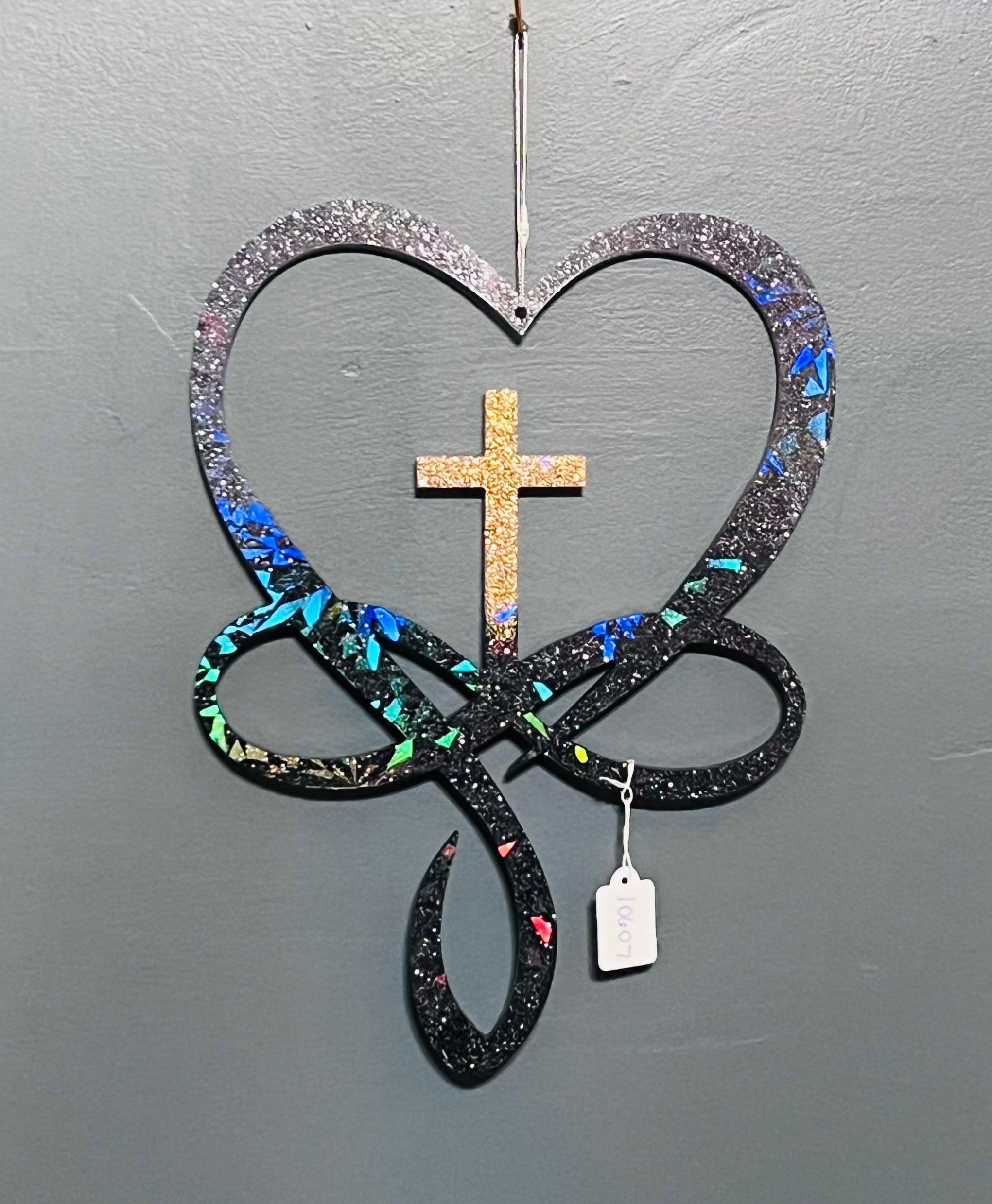 Handmade Infinity Heart Cross Wall Decor