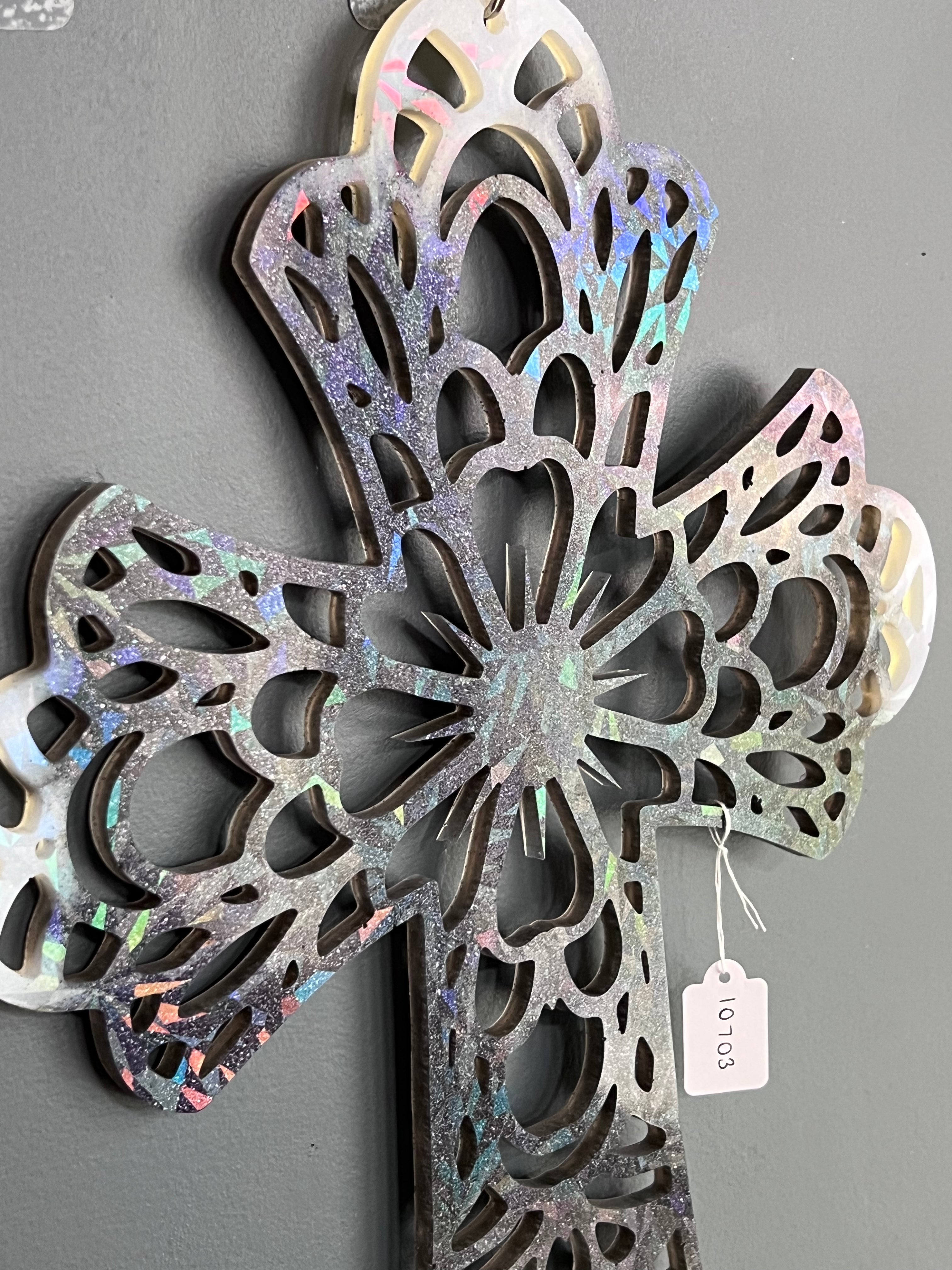 Holographic Resin Cross